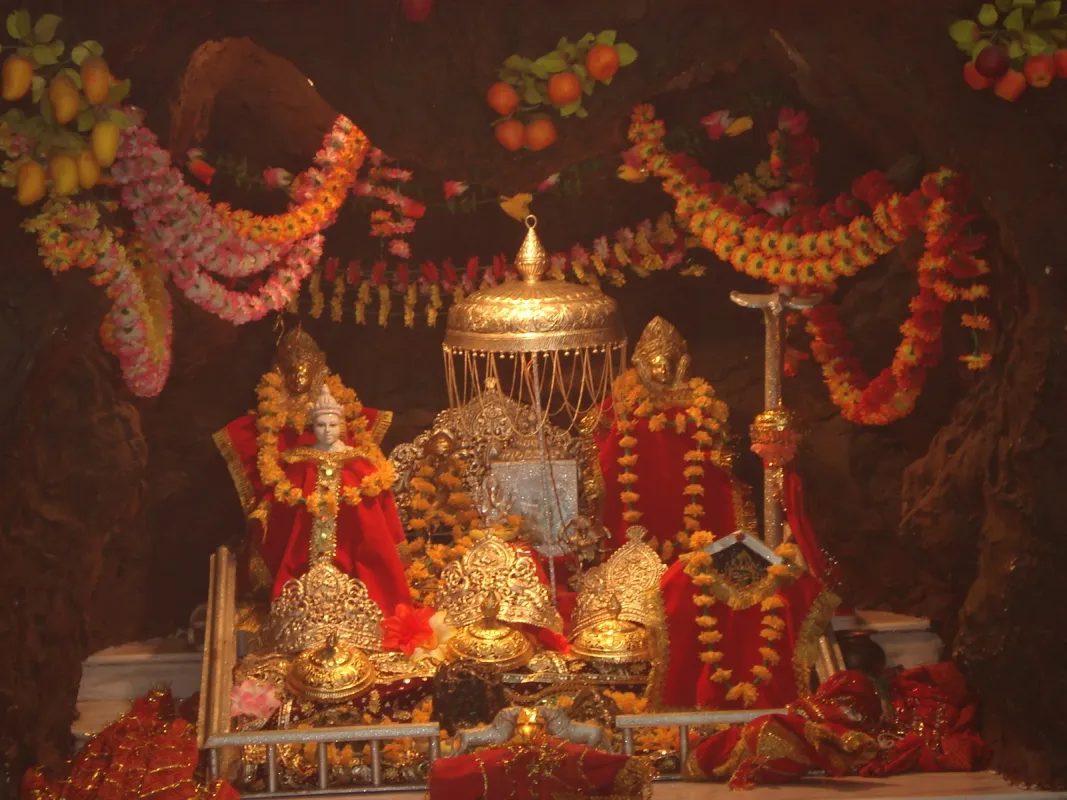 वैष्णो देवी की आरती – Vaishno Devi Ki Aarti