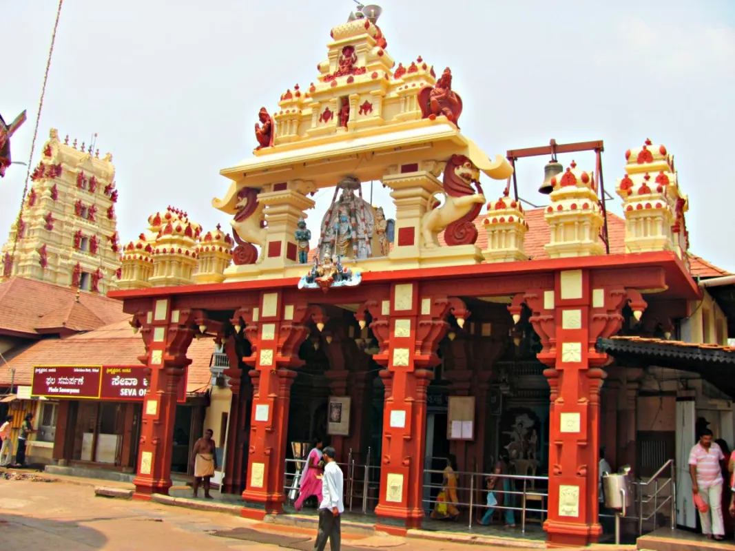 उडुपी श्रीकृष्ण मंदिर - Udupi, Karnataka